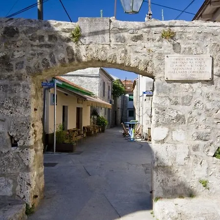 Apartmán In With Terrace, Air Conditioning, W-lan 654-3 Sukošan